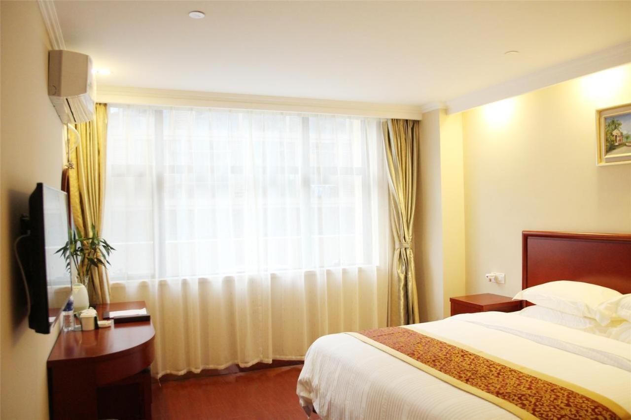 Greentree Inn Chuzhou City Government Zijin Commercial City Select Hotel ภายนอก รูปภาพ